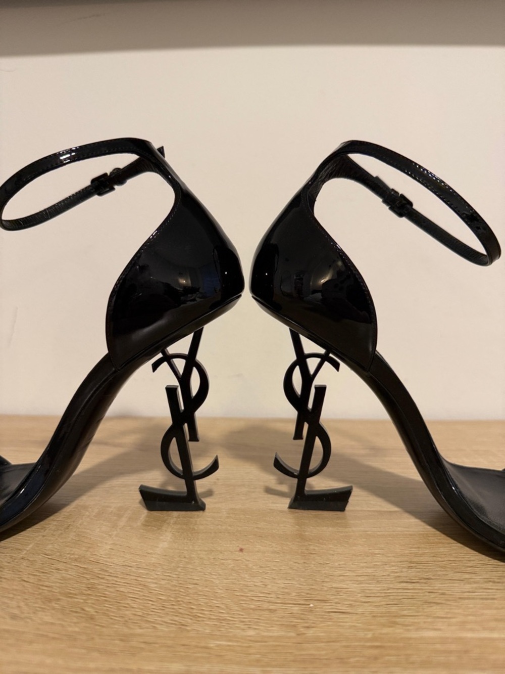 Saint Laurent Black Patent Logo-Heel Ankle-Strap Sandals - Picture 6 of 6
